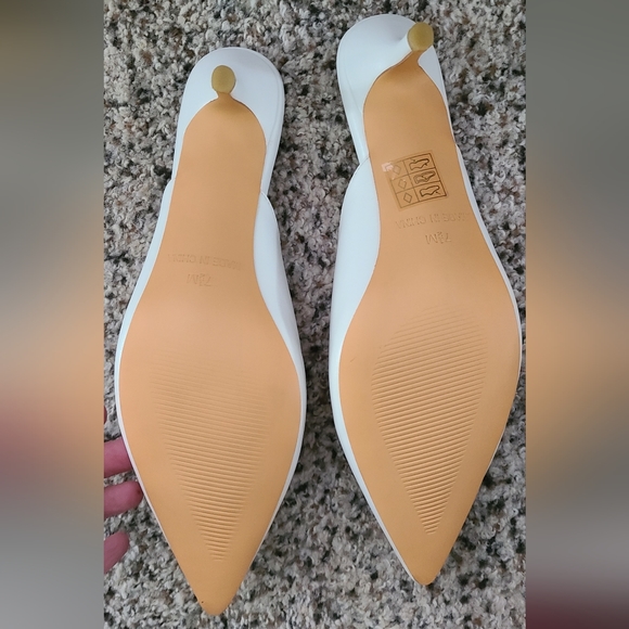 White pointed mules Gold‎ coin Midnight Velvet 7.5 - Picture 6 of 10